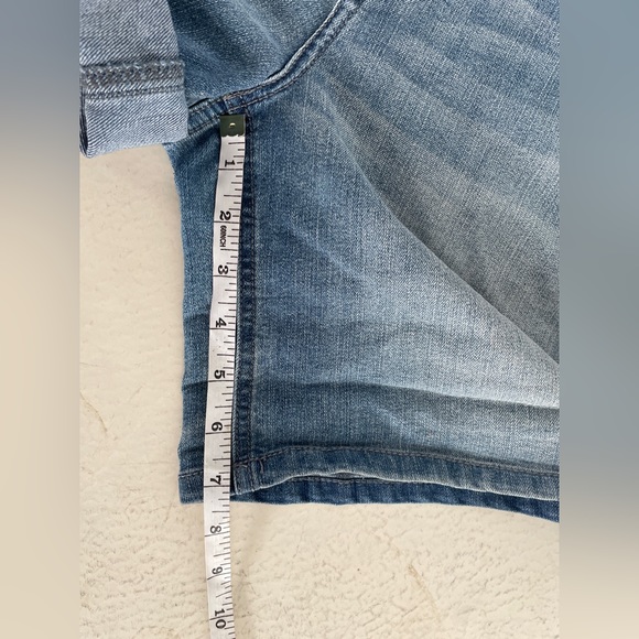 2/30 Light Wash Sequin Detail Revolution Shorts - Picture 10 of 13